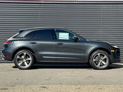 New 2026 Porsche Macan AWD/4WD image 9