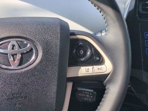 Used 2017 Toyota Prius Four Touring image 26