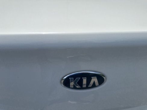 Used 2015 Kia Rio LX w/ Power Package FWD image 7