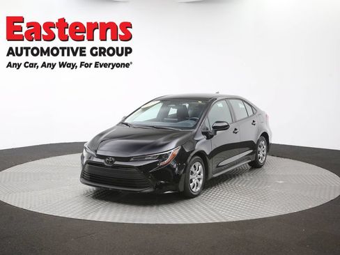 Used 2025 Toyota Corolla LE FWD image 56