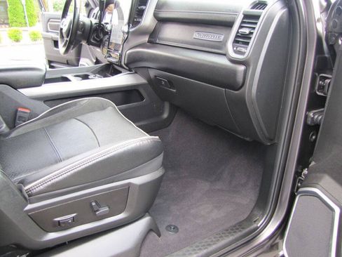 Used 2024 RAM 2500 Laramie w/ Night Edition AWD/4WD image 22