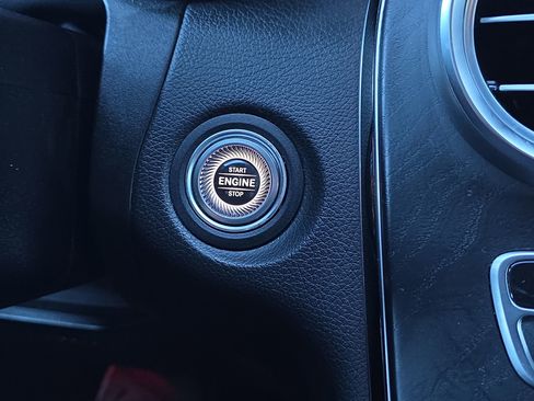 Certified 2021 Mercedes-Benz GLC 300 4MATIC image 25