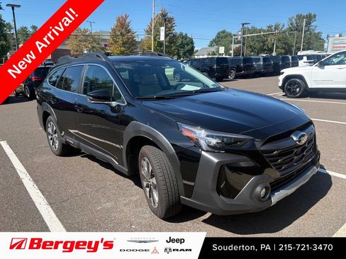 Used 2025 Subaru Outback Limited w/ Tech Package 2 AWD/4WD image 1