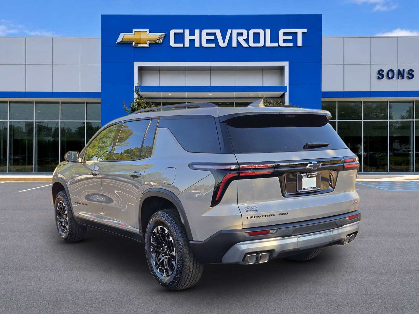 New 2027 Chevrolet Traverse Z71 w/ Driver Confidence Package AWD/4WD image 7