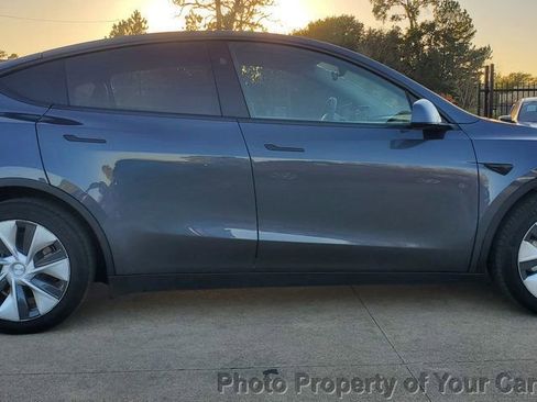 Used 2023 Tesla Model Y Long Range image 15