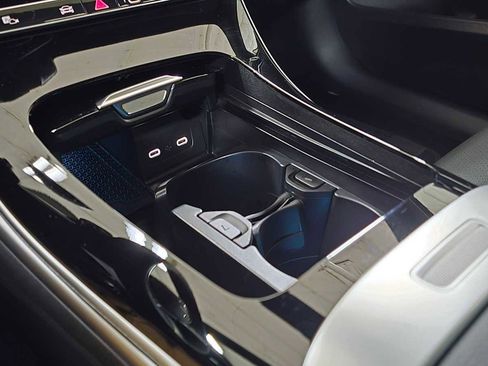 Certified 2025 Mercedes-Benz C 300 C 300 image 33