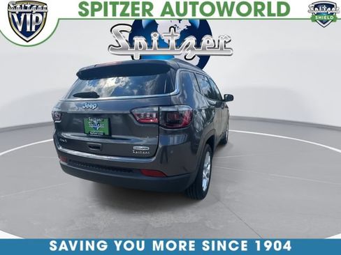 Used 2023 Jeep Compass Latitude w/ Sun and Sound Group AWD/4WD image 8