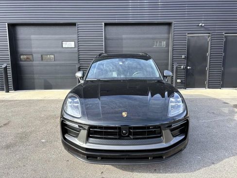 Used 2025 Porsche Macan Turbo image 13