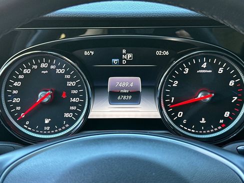 Used 2017 Mercedes-Benz E 300 image 21