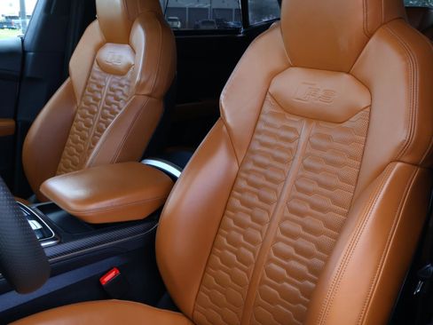 Used 2024 Audi RS Q8 w/ Black Optic Package image 15