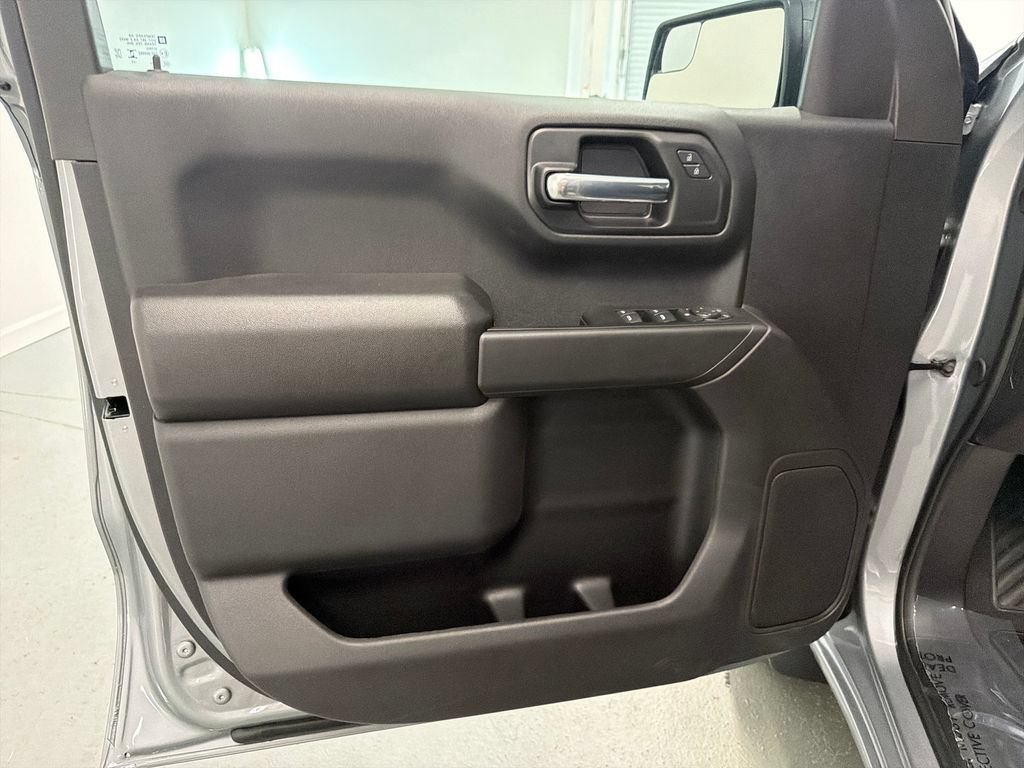 New 2026 Chevrolet Silverado 1500 Custom RWD image 13