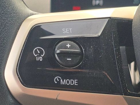 Used 2022 BMW iX xDrive50 w/ Convenience Package AWD/4WD image 35