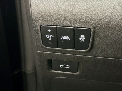 Used 2023 Kia K5 GT-Line image 17