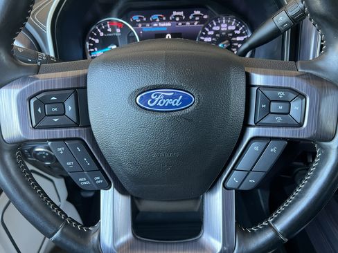 Used 2021 Ford F350 Limited image 23