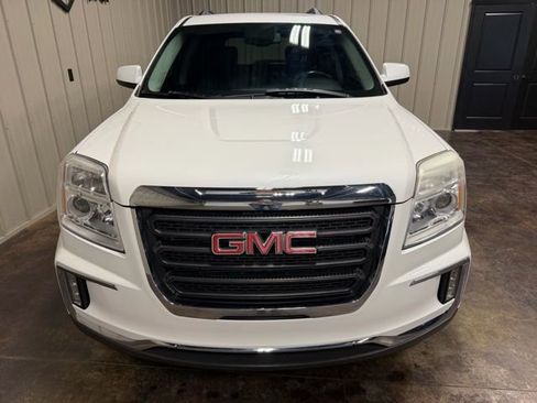 Used 2017 GMC Terrain SLE w/ Convenience Package image 2