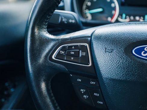 Used 2020 Ford EcoSport Titanium image 15