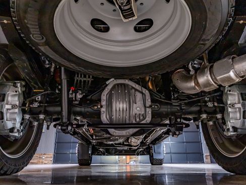 Used 2025 Ford F450 Platinum w/ Platinum Plus Package image 15