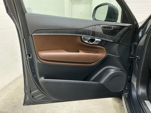 Used 2022 Volvo XC90 T6 Inscription w/ Advanced Package image 16