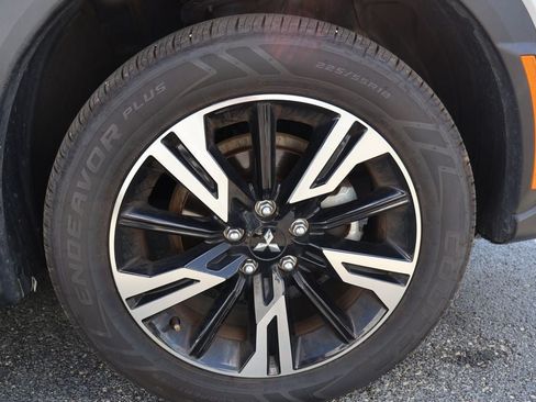 Used 2025 Mitsubishi Eclipse Cross SE AWD/4WD image 13