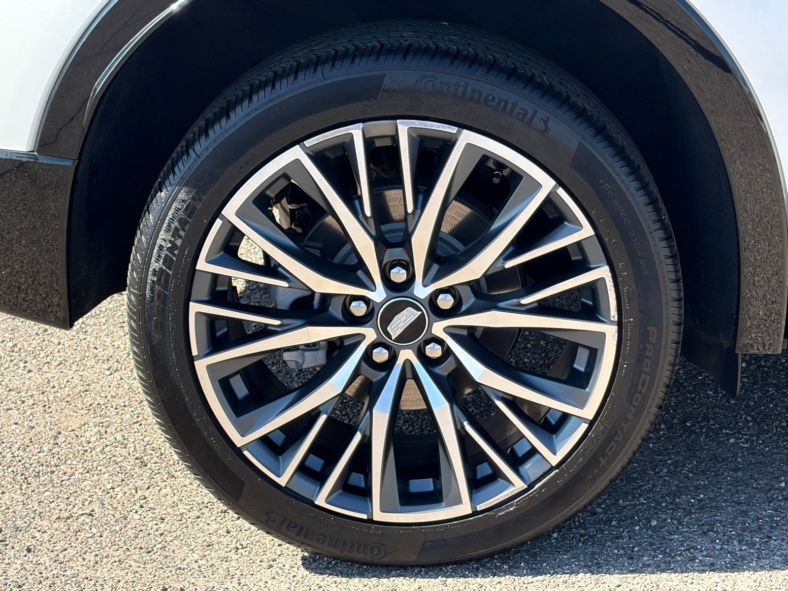Used 2024 Cadillac XT4 Sport AWD/4WD image 9