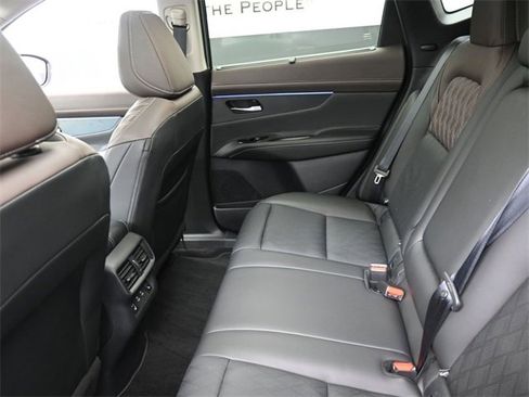 Used 2025 Nissan Murano Platinum image 22