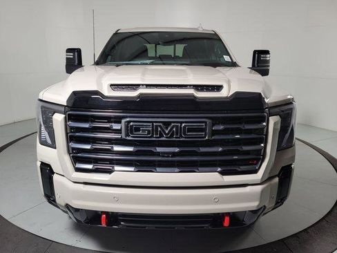 New 2026 GMC Sierra 2500 AT4 w/ AT4 Premium Plus Package image 8