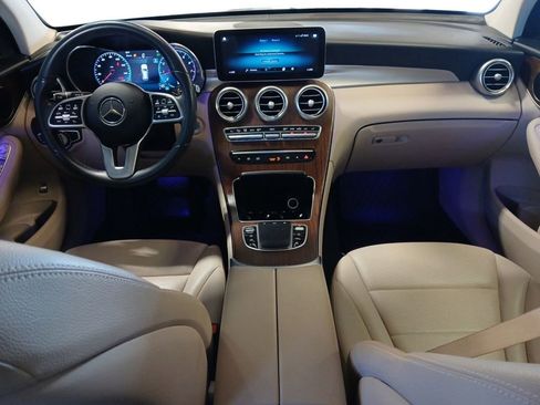 Used 2021 Mercedes-Benz GLC 300 4MATIC image 10