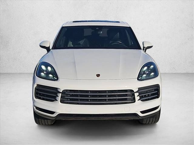 Used 2021 Porsche Cayenne AWD/4WD image 2