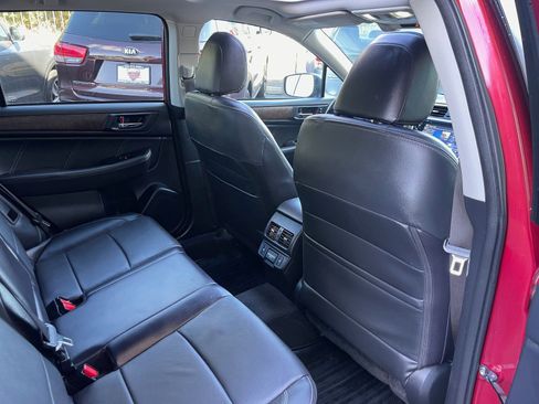 Used 2018 Subaru Outback 2.5i Limited image 20
