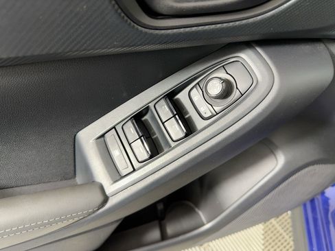 Used 2024 Subaru Crosstrek 2.0i Premium image 21