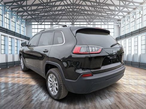 Used 2019 Jeep Cherokee Latitude w/ Popular Appearance Group image 6