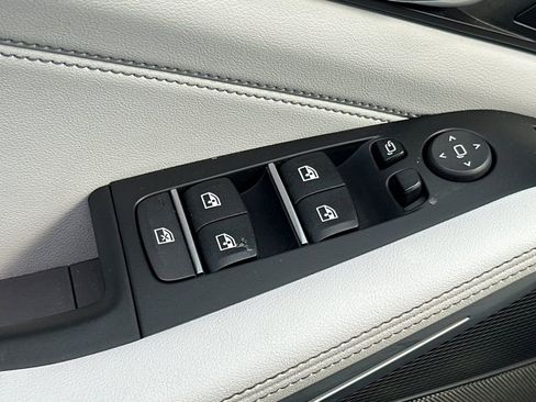 Used 2023 BMW X5 xDrive45e w/ Executive Package image 11