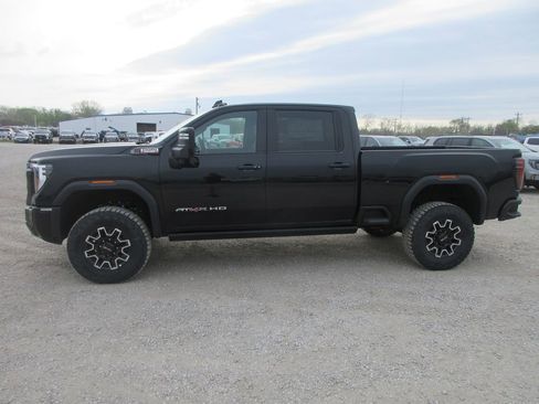New 2026 GMC Sierra 2500 AT4X AWD/4WD image 10