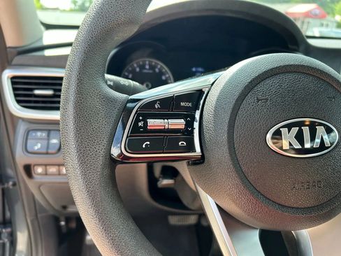 Used 2019 Kia Optima LX image 14