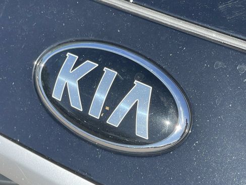 Used 2020 Kia Forte LXS FWD image 6