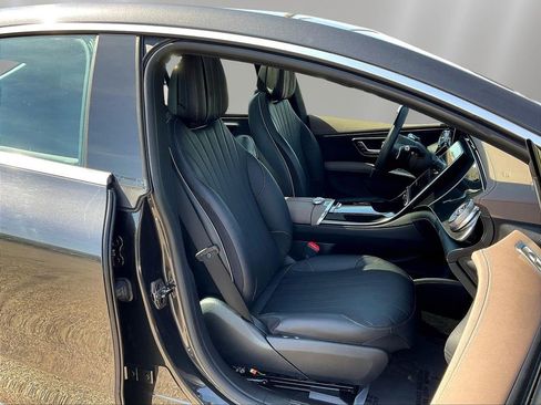 Used 2023 Mercedes-Benz EQS 450+ Sedan image 29