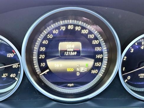 Used 2014 Mercedes-Benz E 350 4MATIC Sedan image 16