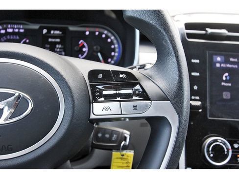 Used 2023 Hyundai Tucson SE FWD image 19