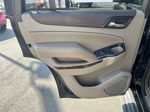 Used 2016 GMC Yukon SLT w/ Open Road Package image 13