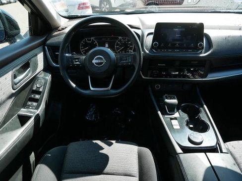 Certified 2023 Nissan Rogue SV image 12