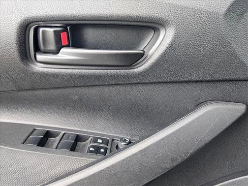 Used 2024 Toyota Corolla LE image 6