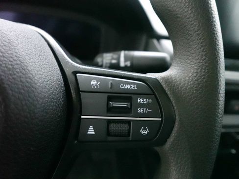 Certified 2023 Honda Accord EX image 18
