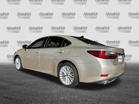 Used 2018 Lexus ES 350 w/ Luxury Package w/Wood Trim FWD image 6
