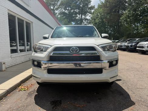 Used 2017 Toyota 4Runner Limited RWD image 3