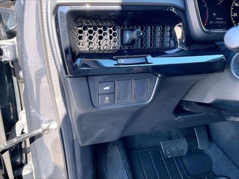 Used 2025 Honda CR-V EX-L image 26
