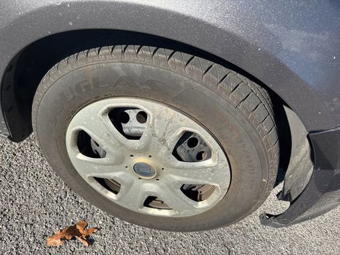 Used 2012 Ford Focus S image 6