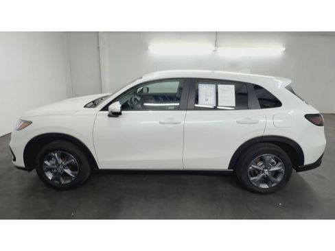 Certified 2026 Honda HR-V LX image 5