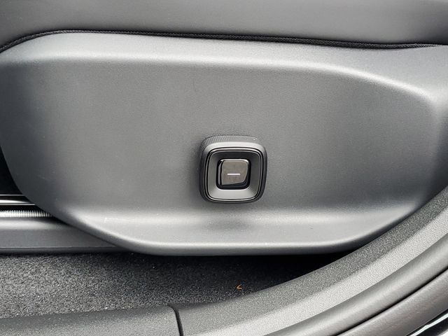 New 2026 Volvo EX30 Ultra w/ Climate Package AWD/4WD image 11