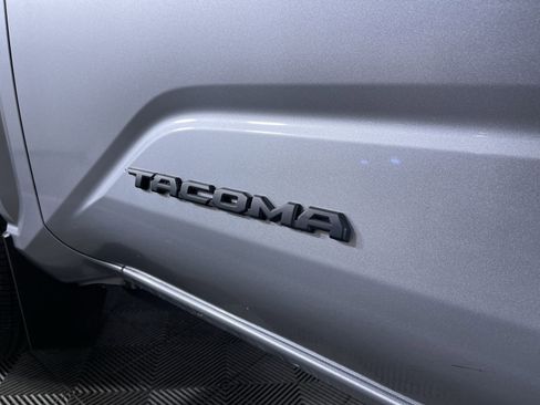 Used 2024 Toyota Tacoma SR5 AWD/4WD image 26