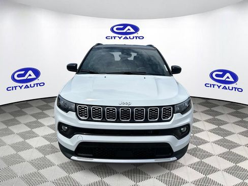Used 2025 Jeep Compass Limited AWD/4WD image 10